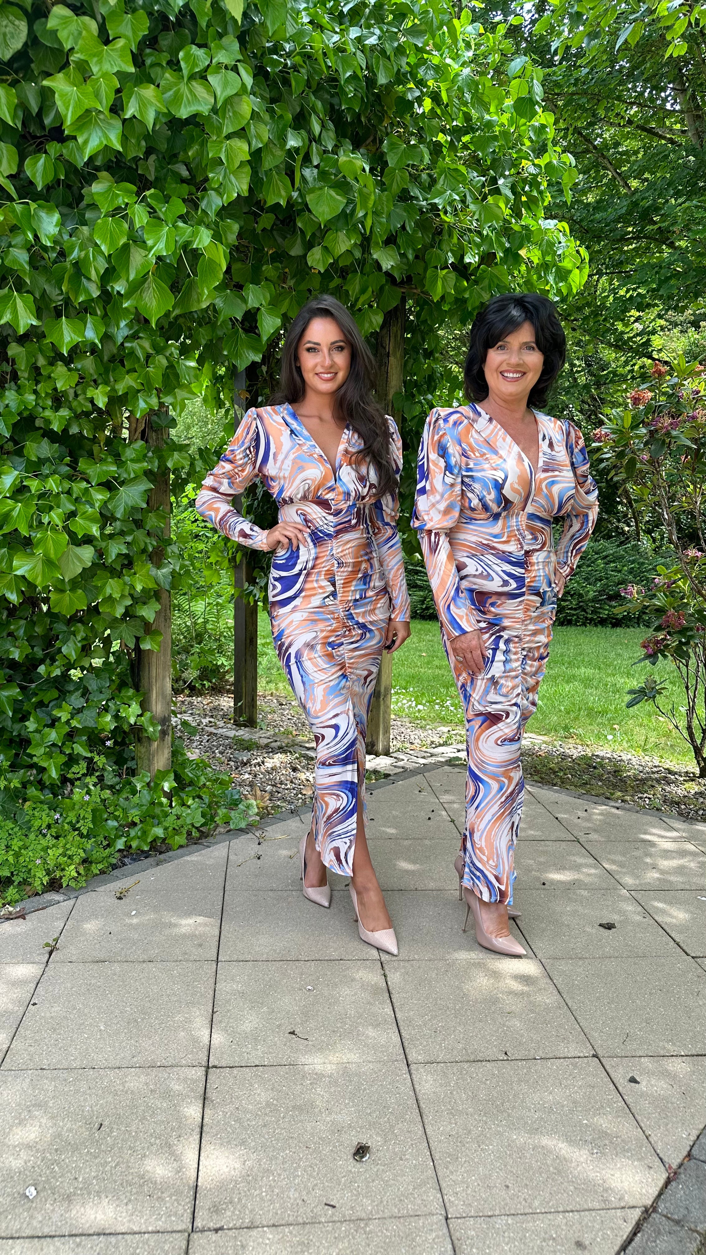 Soraya Printed Long Sleeve Midi Dress – Blue/Orange